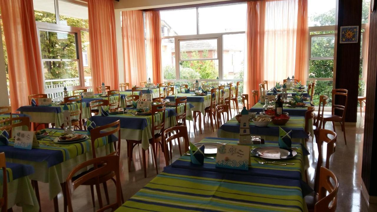 Hotel Alfa Anche In All Inclusive 里米尼 外观 照片